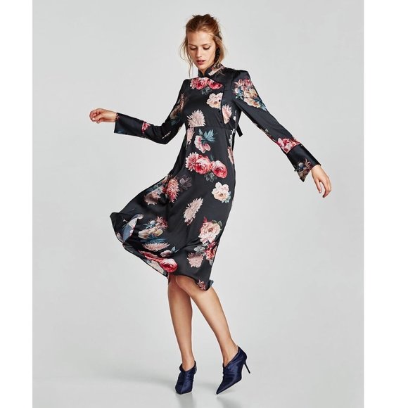 Zara Dresses & Skirts - Zara Dress Cheongsam floral Black Inspired Mandarin Collar slight high-low sz L